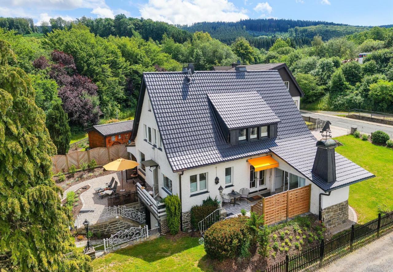 Landhaus Roemer Villa Finnentrop ภายนอก รูปภาพ