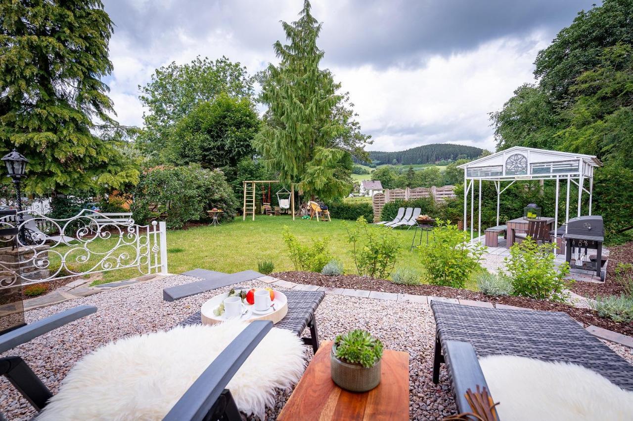 Landhaus Roemer Villa Finnentrop ภายนอก รูปภาพ